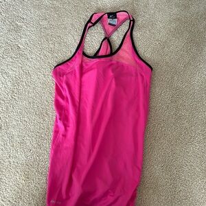 NIKE dryfit size medium nwot